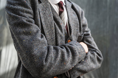 BDtailormade GRAY HERRINGBONE SPECKLE TWEED 3 PIECE SUIT - BDtailormade TWEED SUITStweedmaker hockerty menstweedsuit