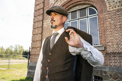 BDtailormade BROWN HERRINGBONE SPECKLE TWEED 3 PIECE SUIT - BDtailormade TWEED SUITStweedmaker hockerty menstweedsuit